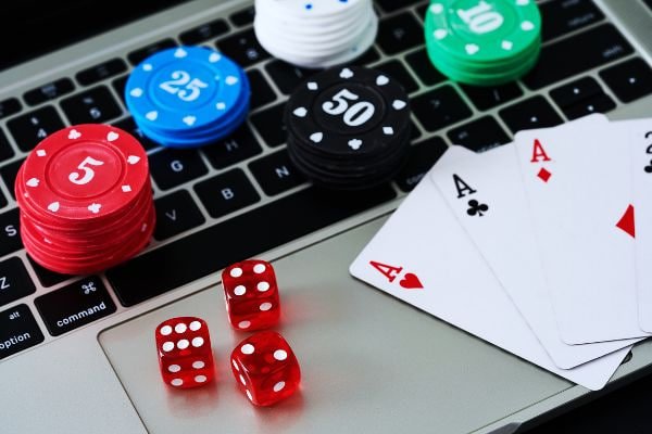 SP212 kasino langsung dengan dealer profesional untuk pemain Indonesia